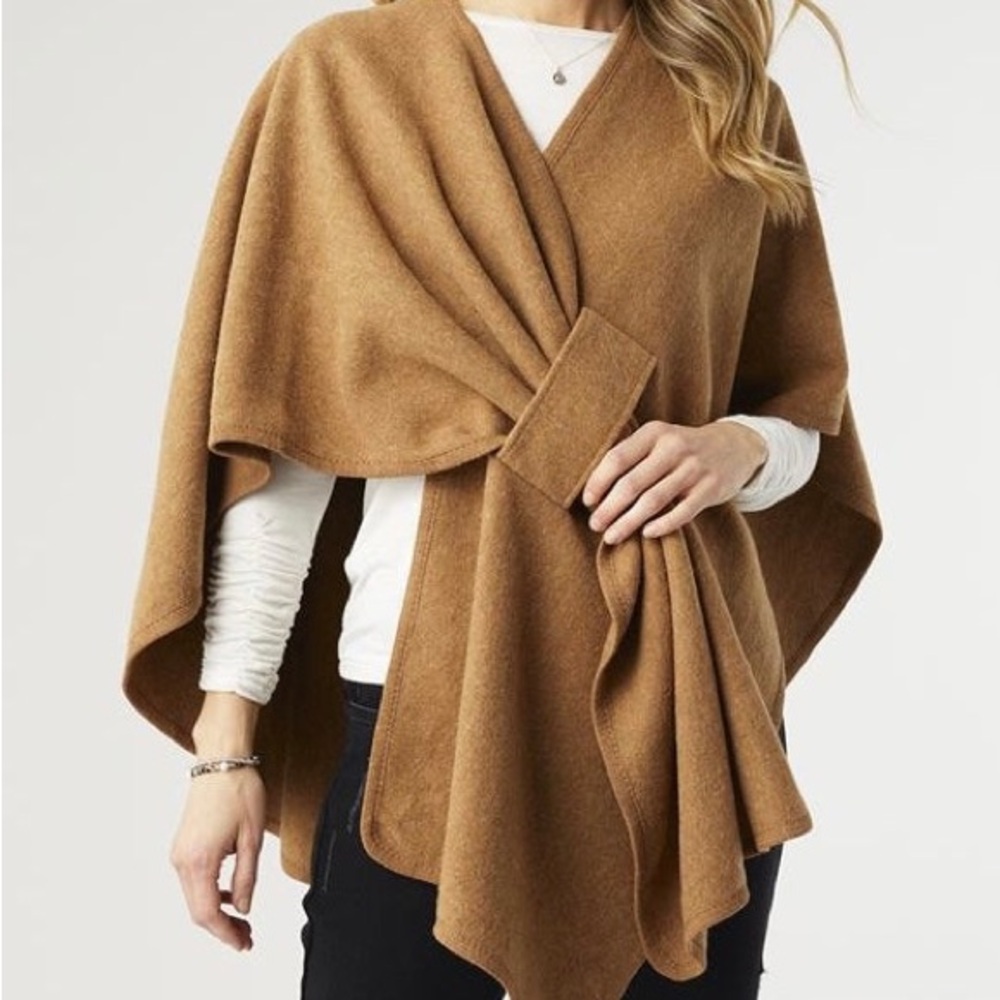 Dolce Cabo Knit Shawl Wrap